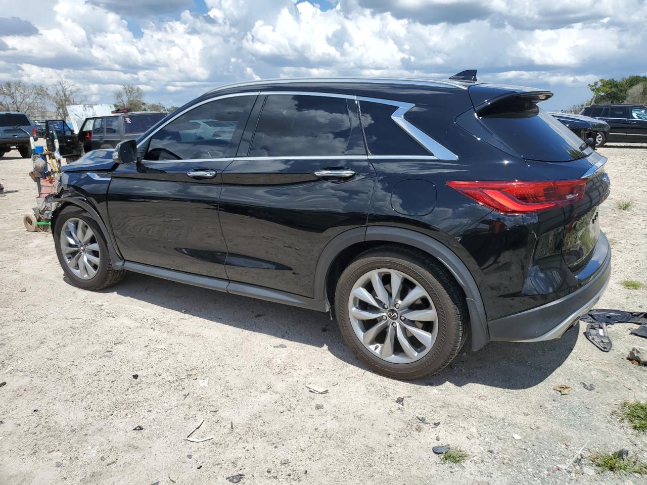 2020 Infiniti QX50 - Image 2
