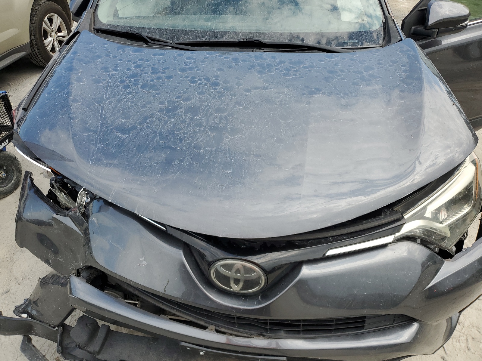 JTMYFREV1HD105595 2017 Toyota Rav4 Limited