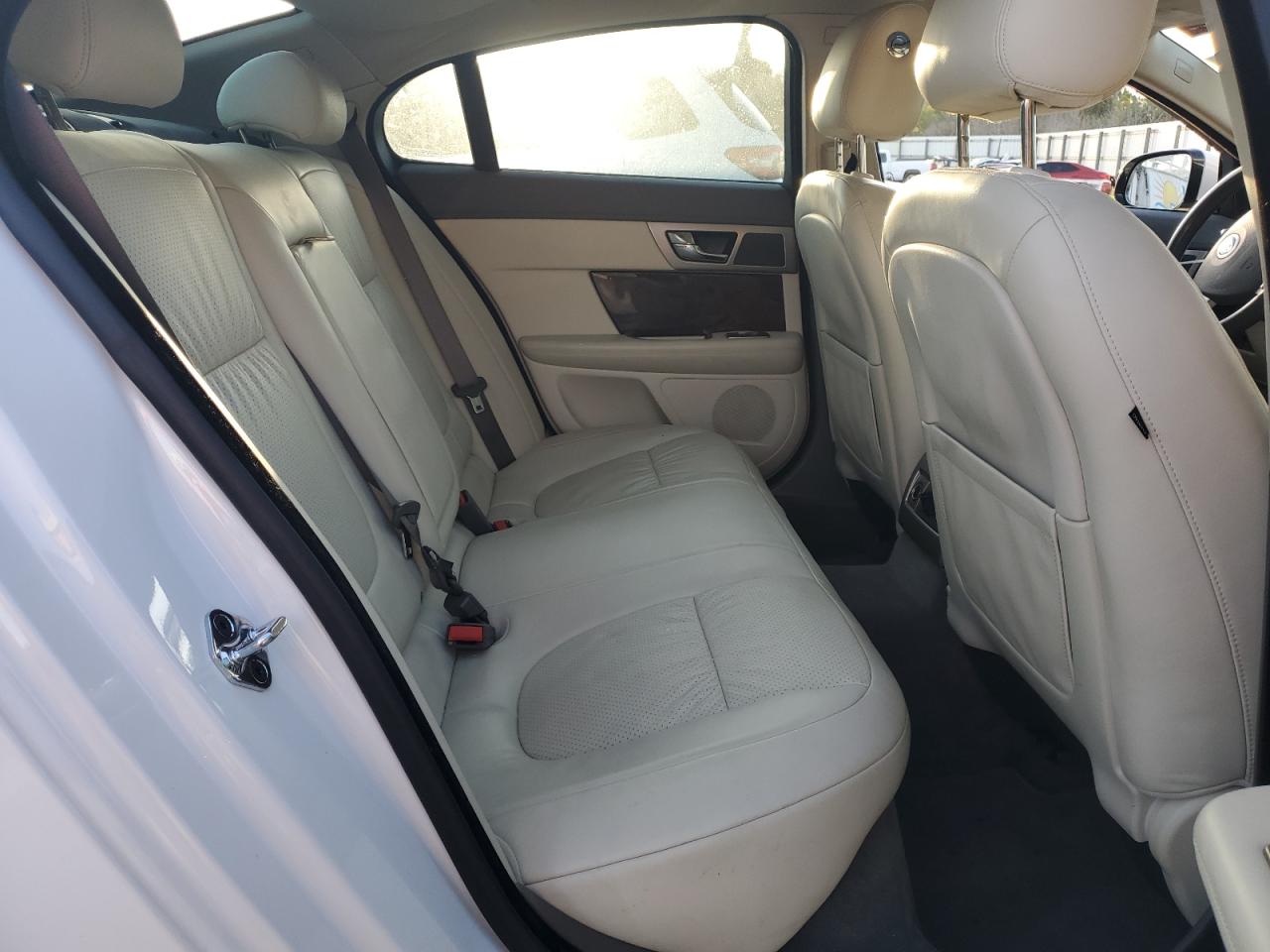 2011 Jaguar Xf Premium VIN: SAJWA0GB2BLR81675 Lot: 65587834