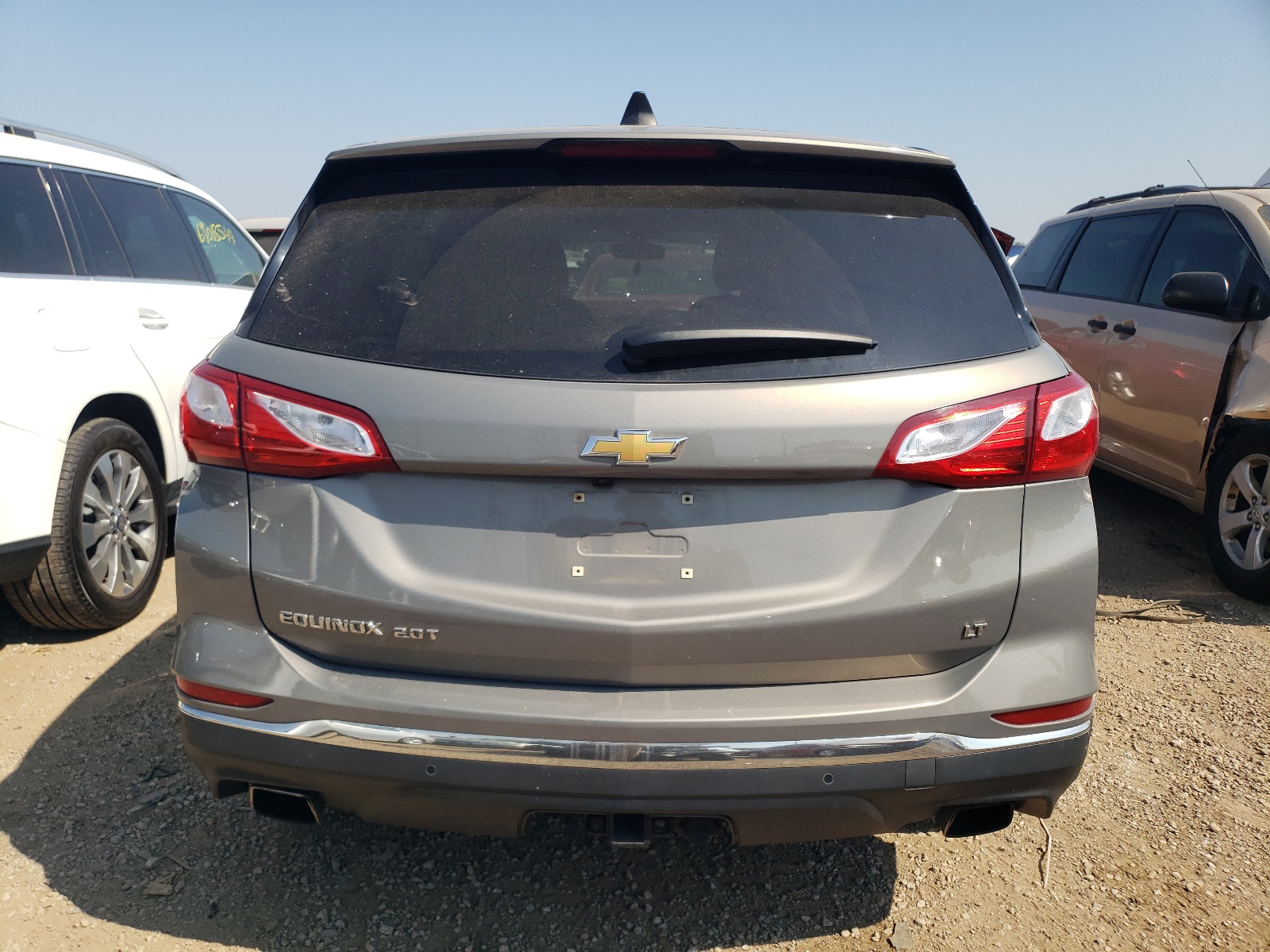 3GNAXKEX5JS523064 2018 Chevrolet Equinox Lt