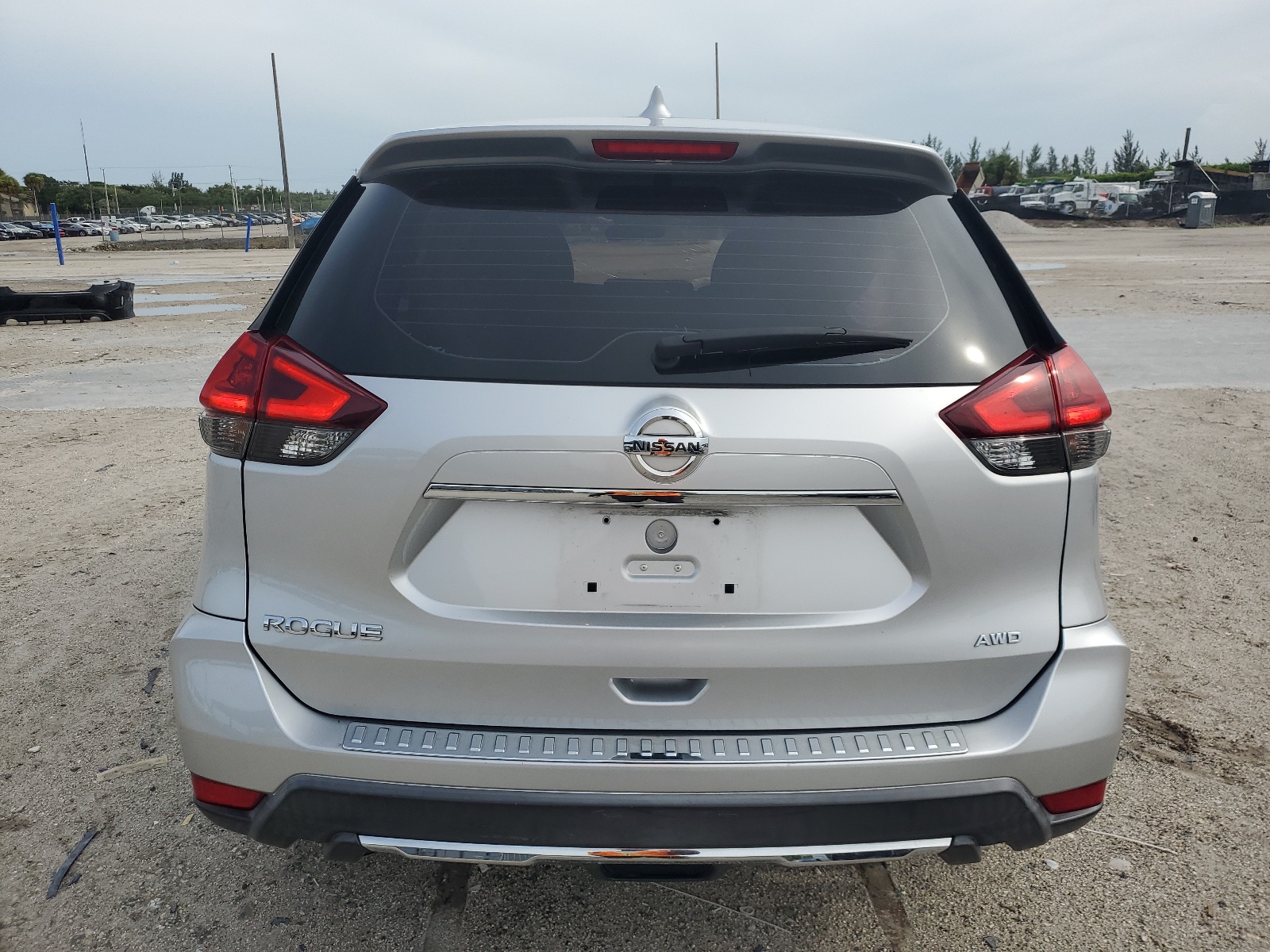 KNMAT2MV2JP590630 2018 Nissan Rogue S