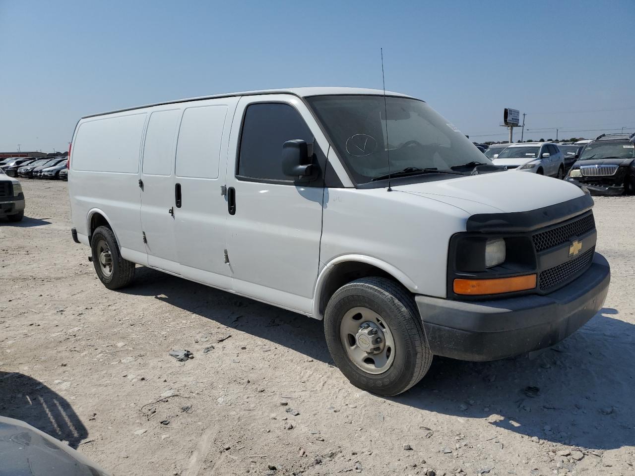 VIN 1GCWGGBA8E1150122 2014 CHEVROLET EXPRESS no.4