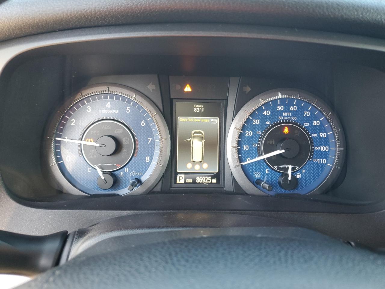 2017 Toyota Sienna - Image 9