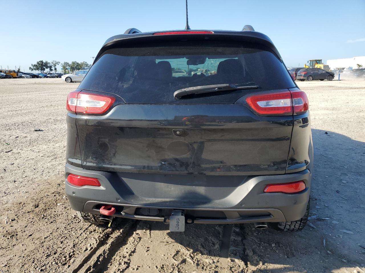 2015 Jeep Cherokee Trailhawk VIN: 1C4PJMBS4FW749973 Lot: 65940864