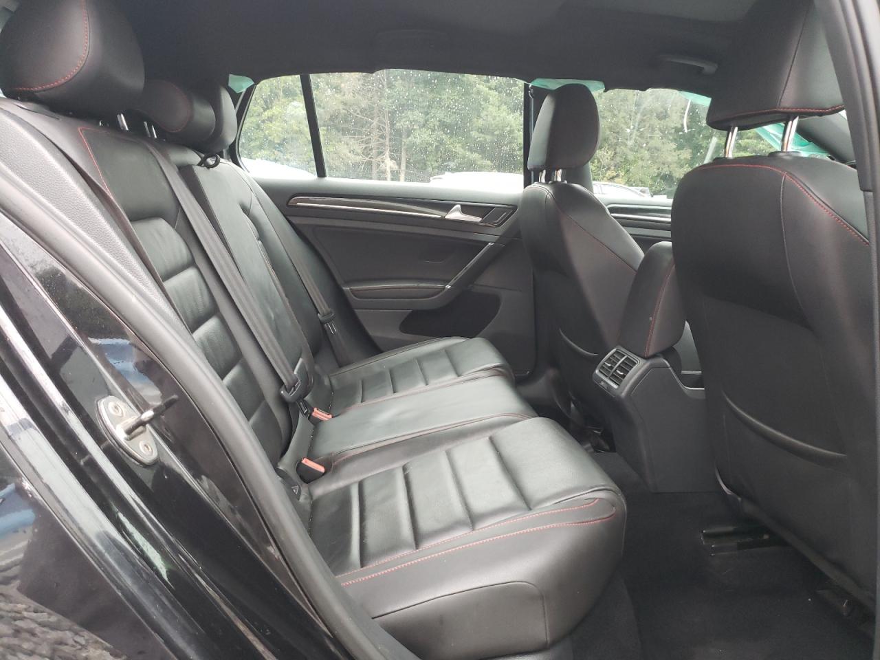 2015 Volkswagen Gti VIN: 3VW4T7AU2FM092217 Lot: 66910744