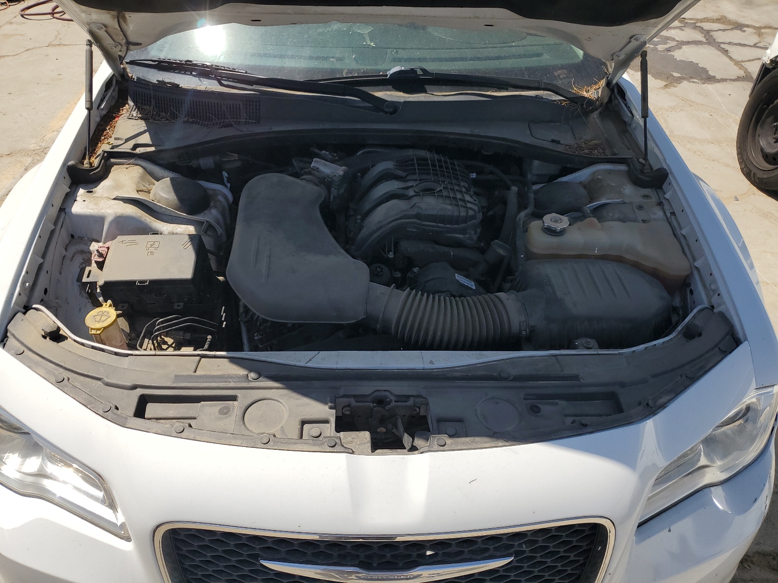 2C3CCAAG3FH792112 2015 Chrysler 300 Limited