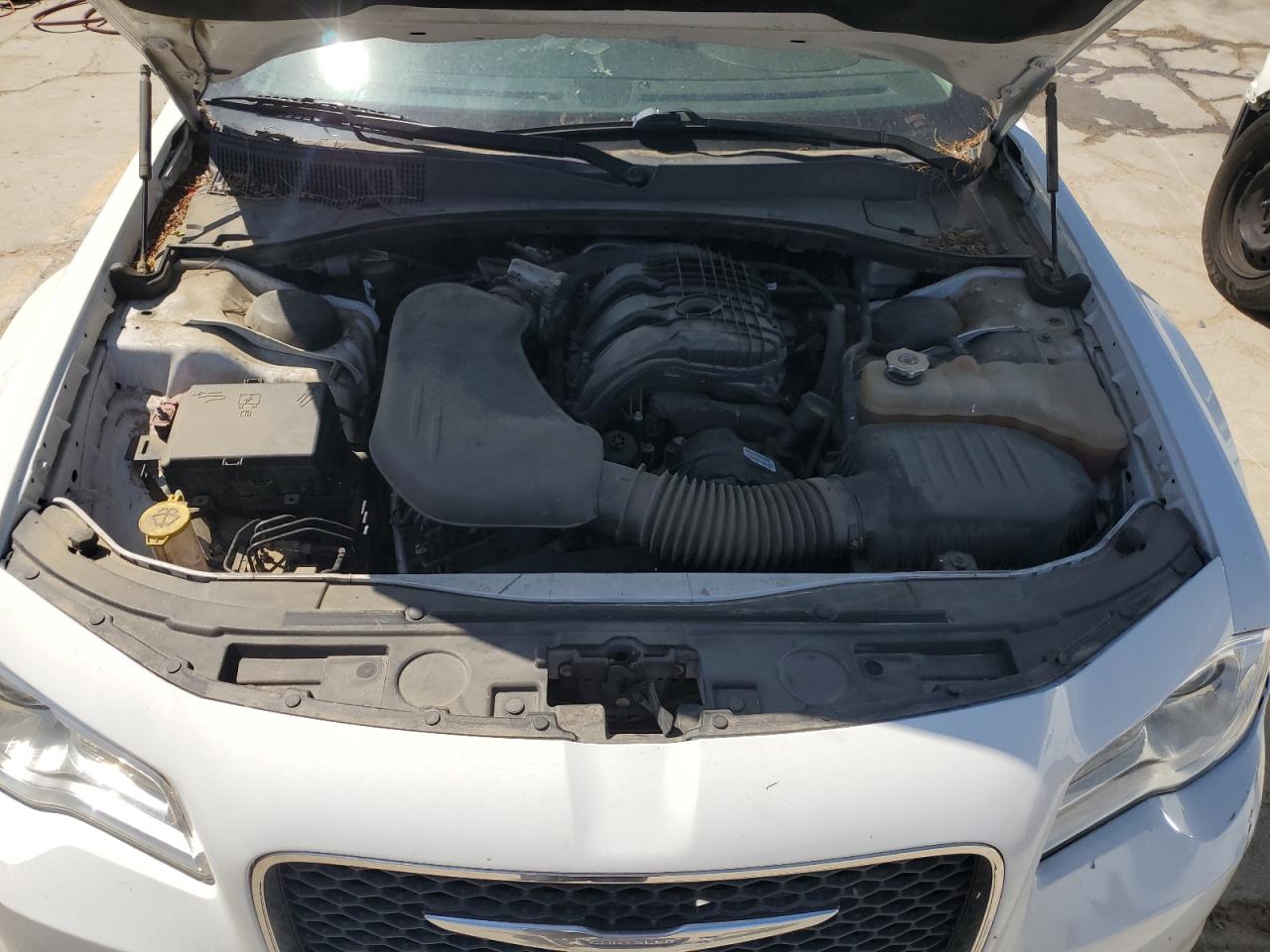 2015 Chrysler 300 Limited VIN: 2C3CCAAG3FH792112 Lot: 66428874