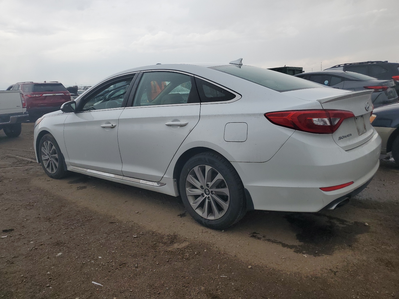 2015 Hyundai Sonata Sport vin: 5NPE34AF0FH140231