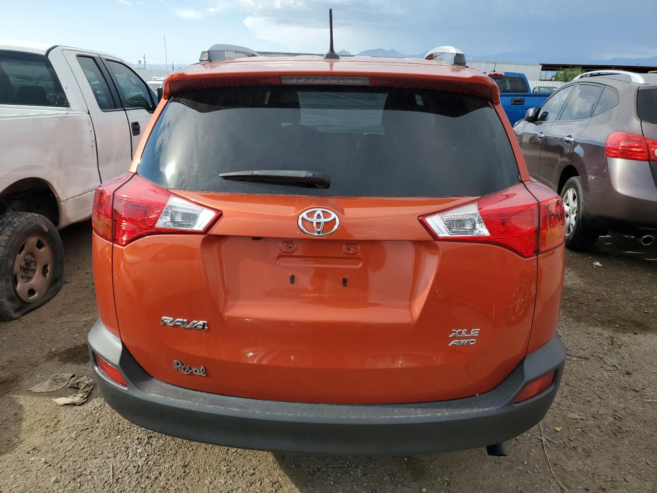 2015 Toyota Rav4 Xle VIN: JTMRFREV2FD125355 Lot: 67975694