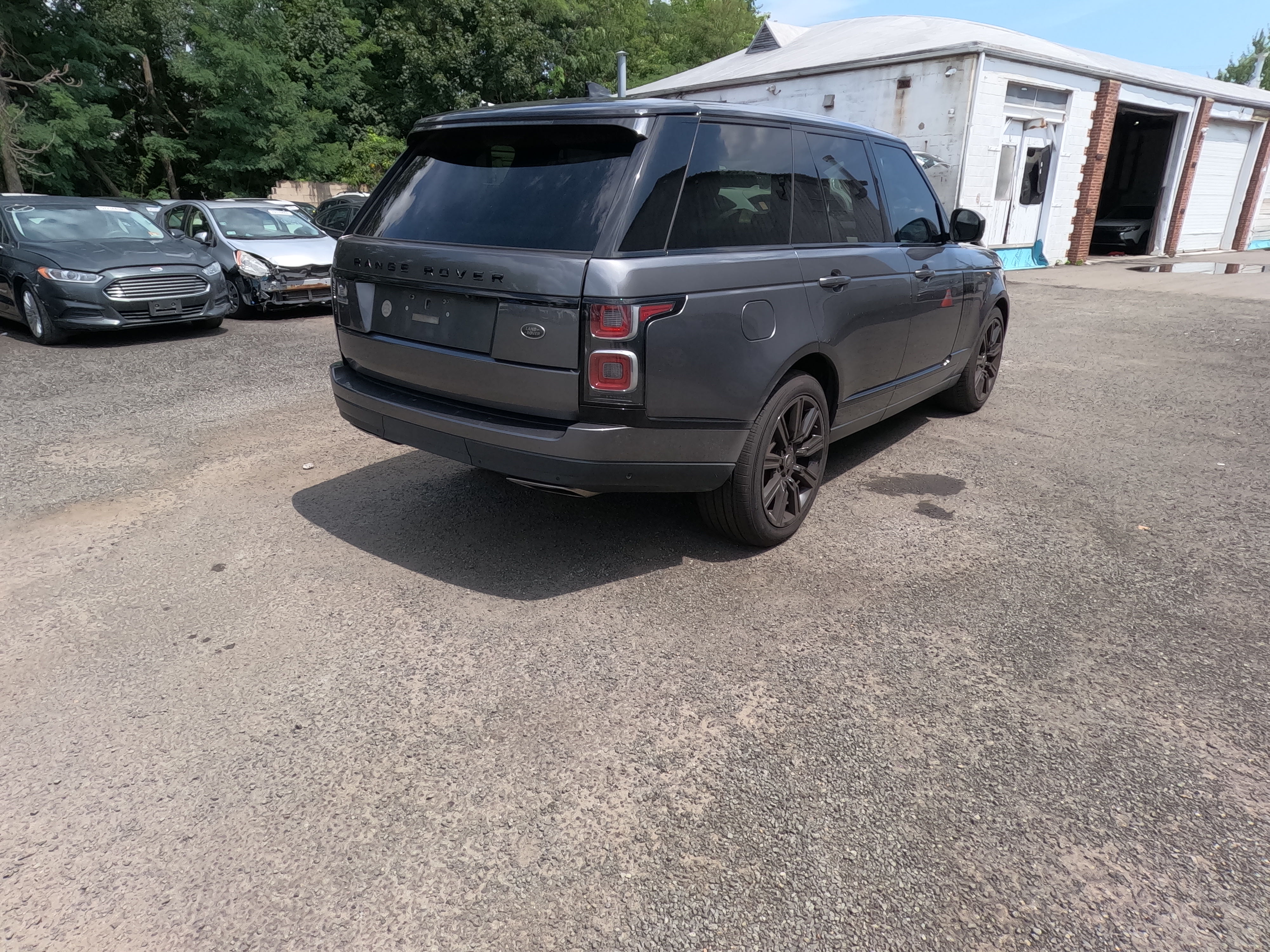 2018 Land Rover Range Rover Supercharged vin: SALGS2RE9JA385131