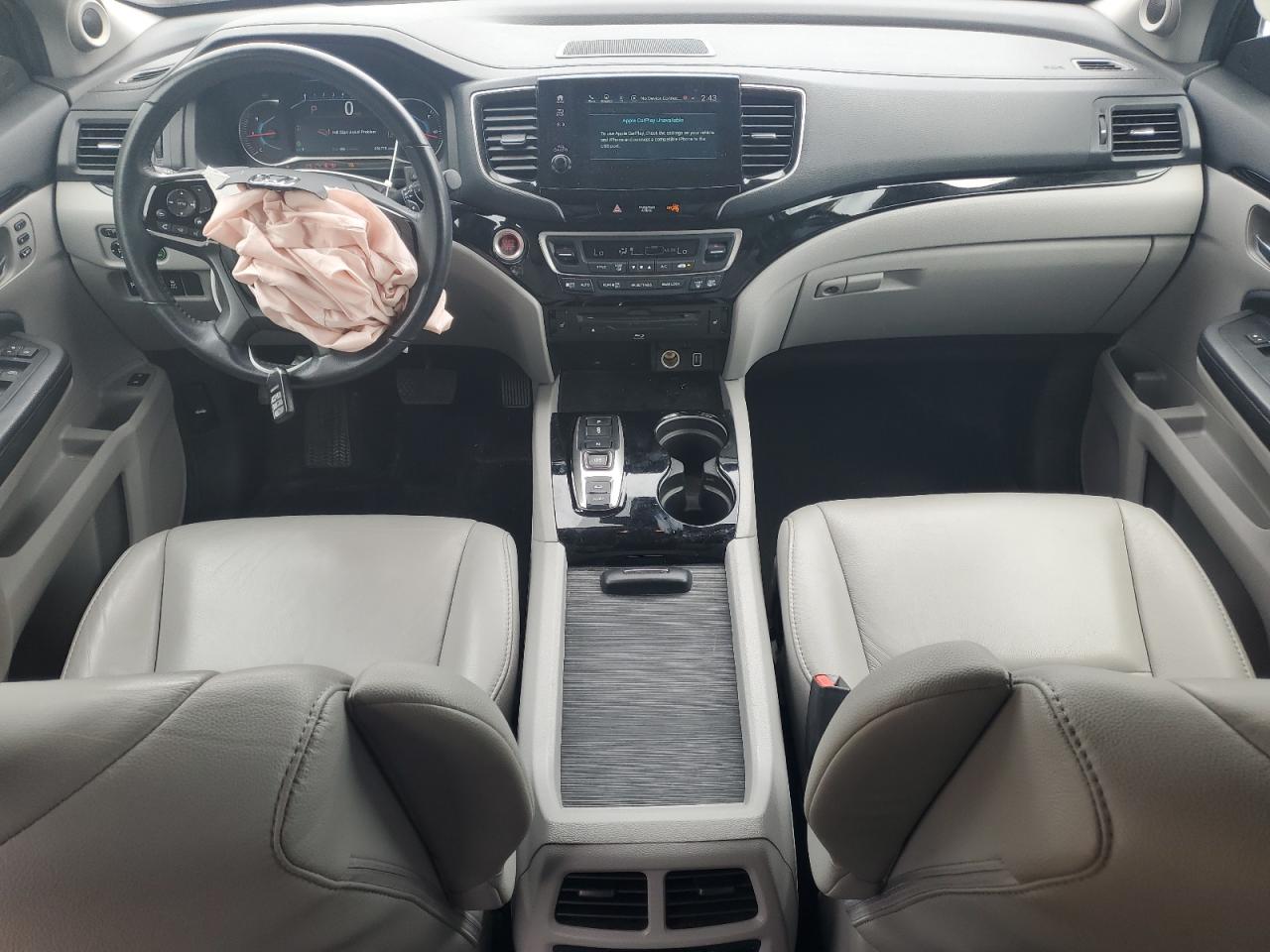 2020 Honda Pilot Touring VIN: 5FNYF6H91LB015765 Lot: 64842174