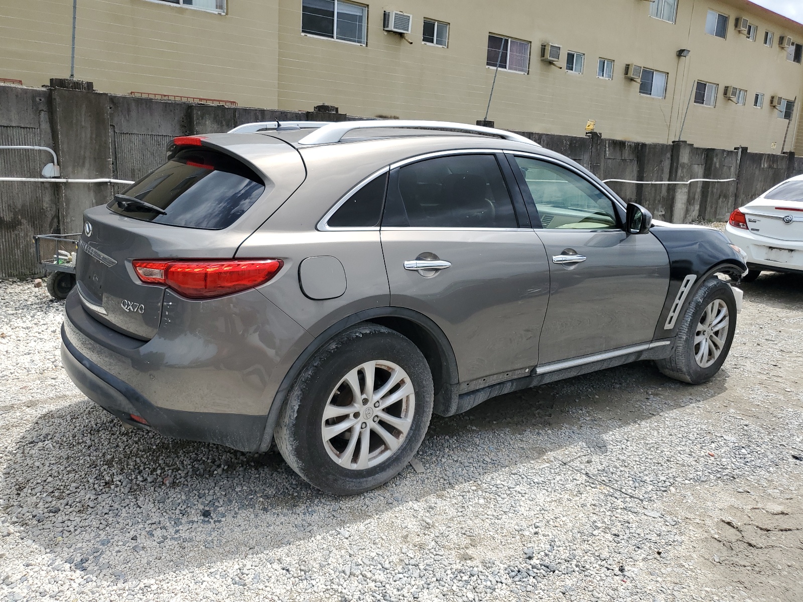 JN8CS1MU2EM452157 2014 Infiniti Qx70