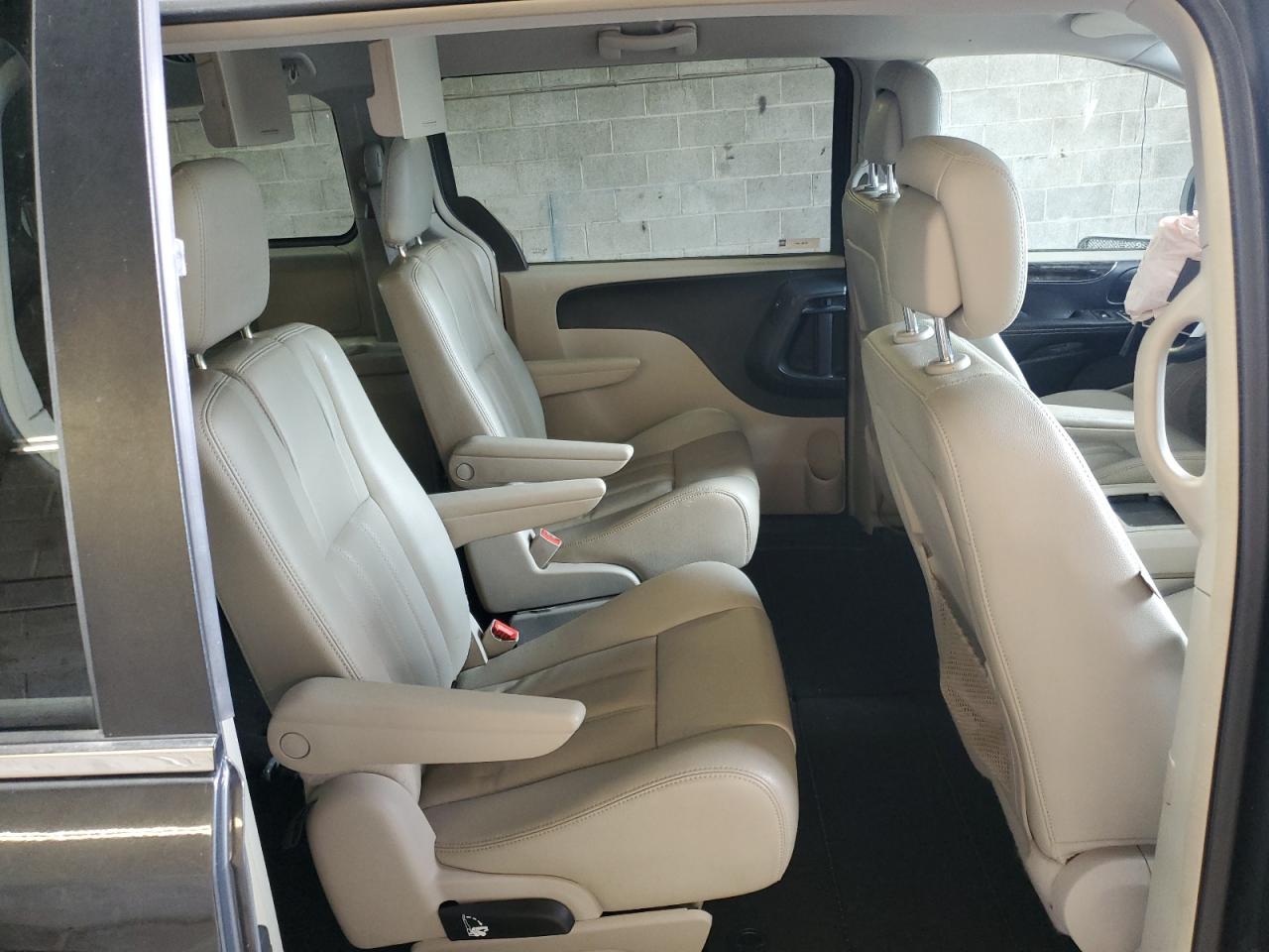 2012 Chrysler Town & Country Touring VIN: 2C4RC1BG4CR250303 Lot: 68621634