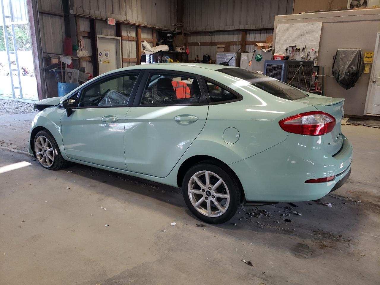 2018 Ford Fiesta Se VIN: 3FADP4BJ7JM115869 Lot: 67871304