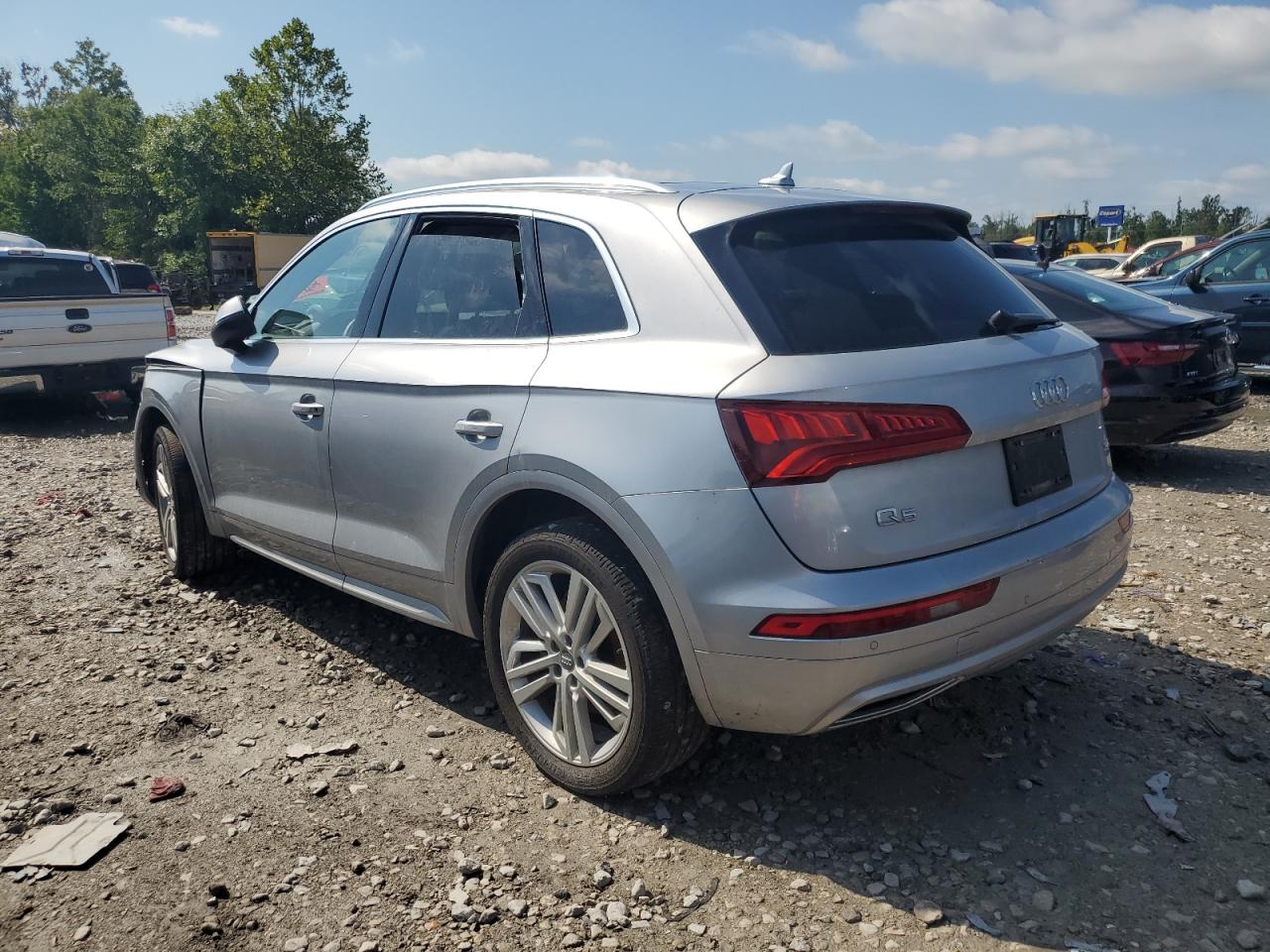 WA1BNAFY1J2220731 2018 AUDI Q5 - Image 2