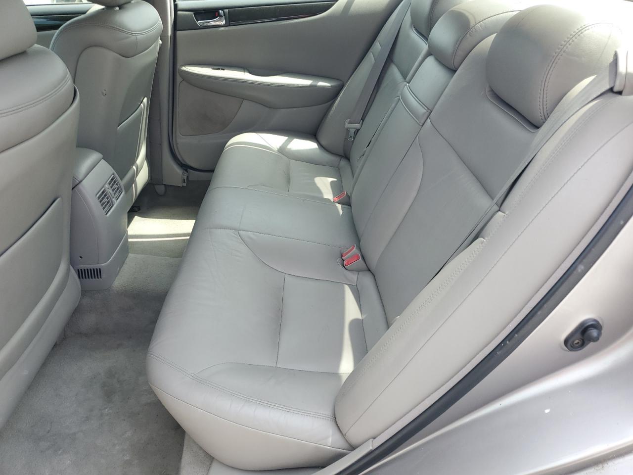 2004 Lexus Es 330 VIN: JTHBA30G745029099 Lot: 65776814