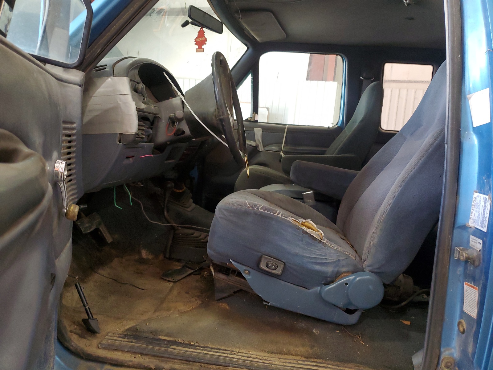 1FTEX14Y2NKA38932 1992 Ford F150