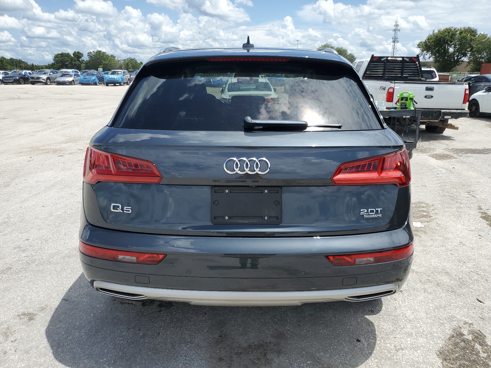 WA1BNAFY5J2007328 2018 Audi Q5 Premium Plus