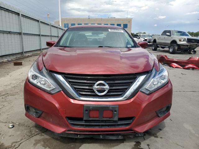  NISSAN ALTIMA 2017 Czerwony