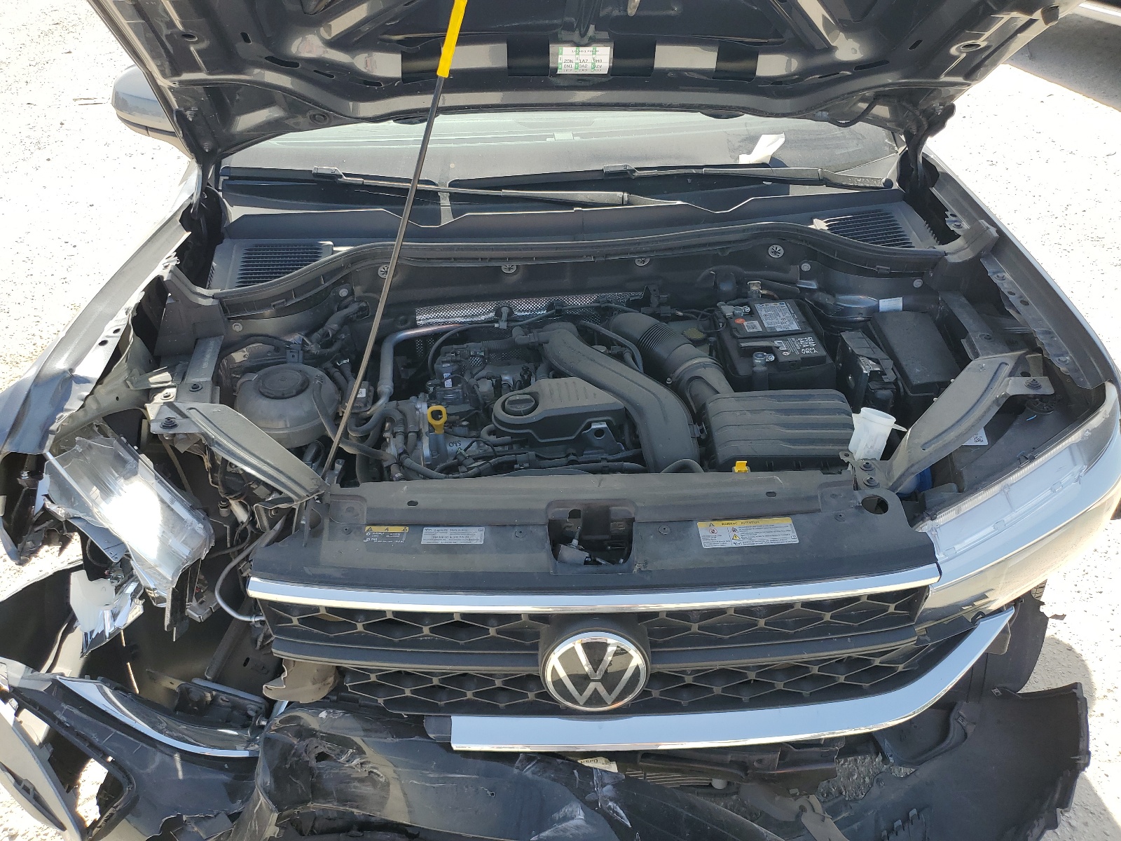 3VVTX7B2XNM001663 2022 Volkswagen Taos Se