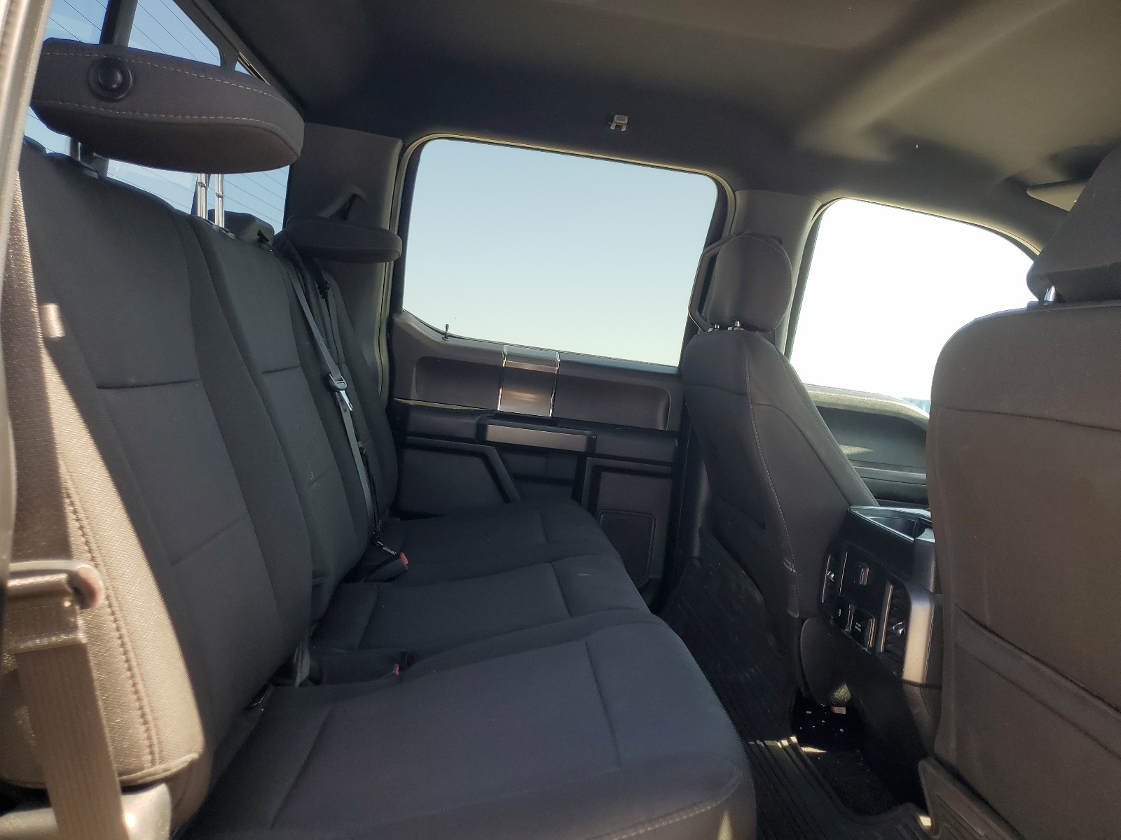 1FTEW1EP0KFB95307 2019 Ford F150 Supercrew