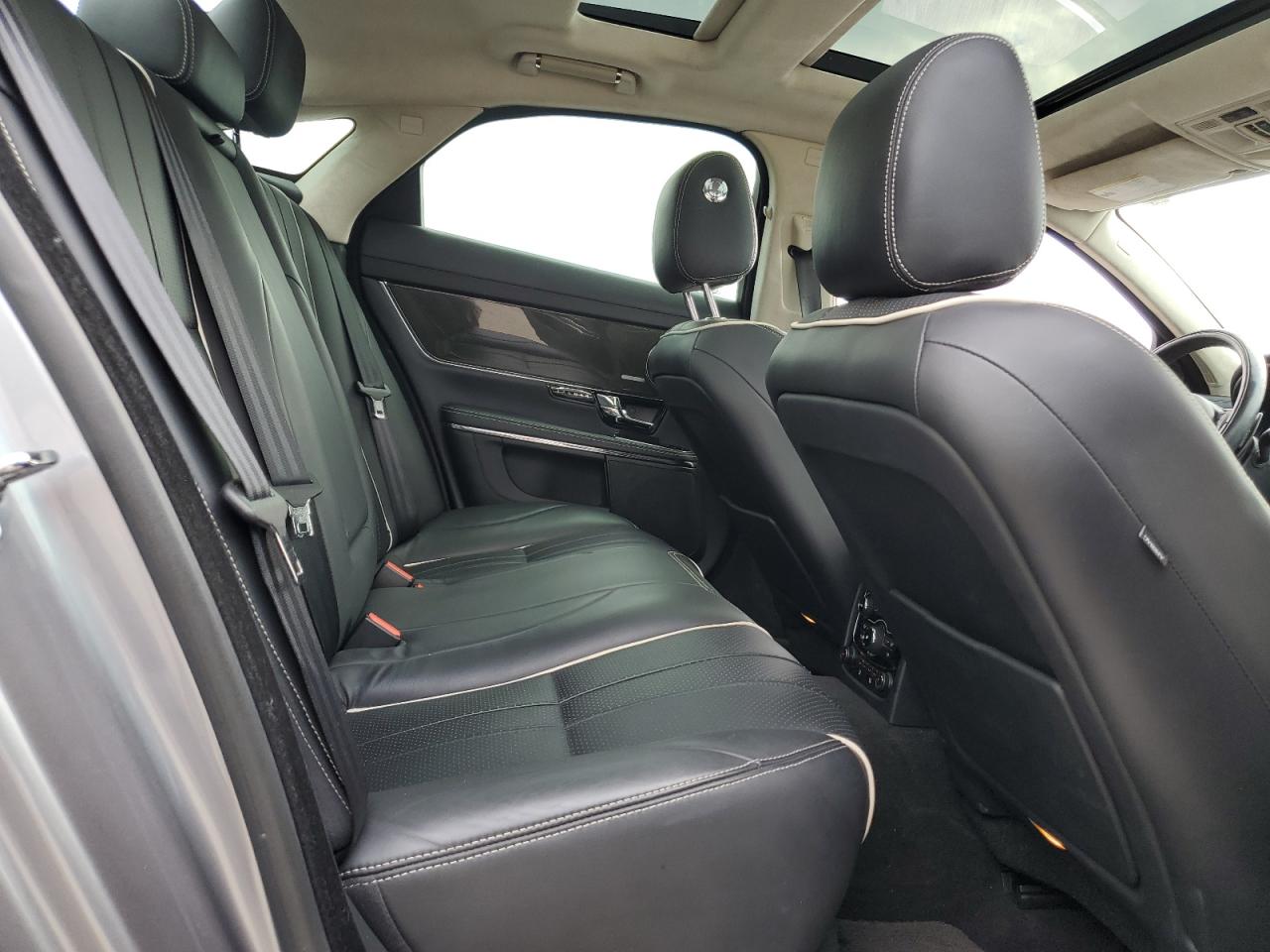 2011 Jaguar Xj Supercharged VIN: SAJWA1GE4BMV13750 Lot: 67038804