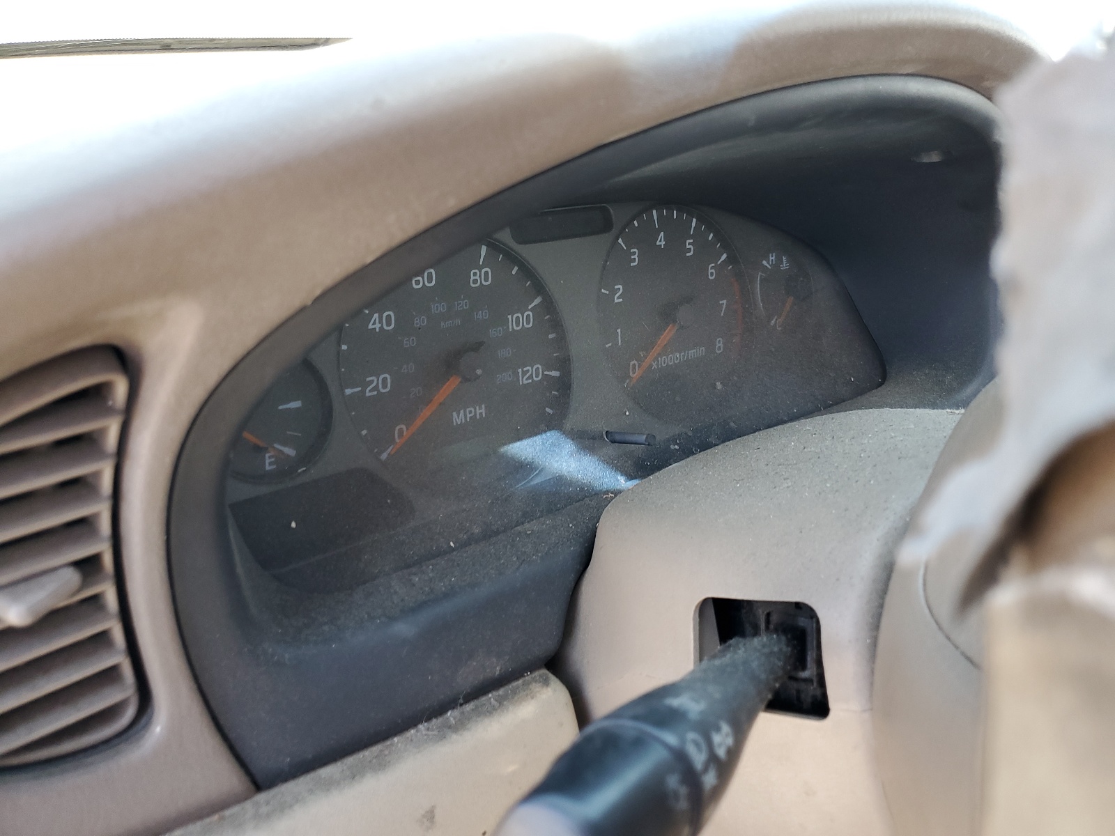 3N1CB51D92L692452 2002 Nissan Sentra Xe