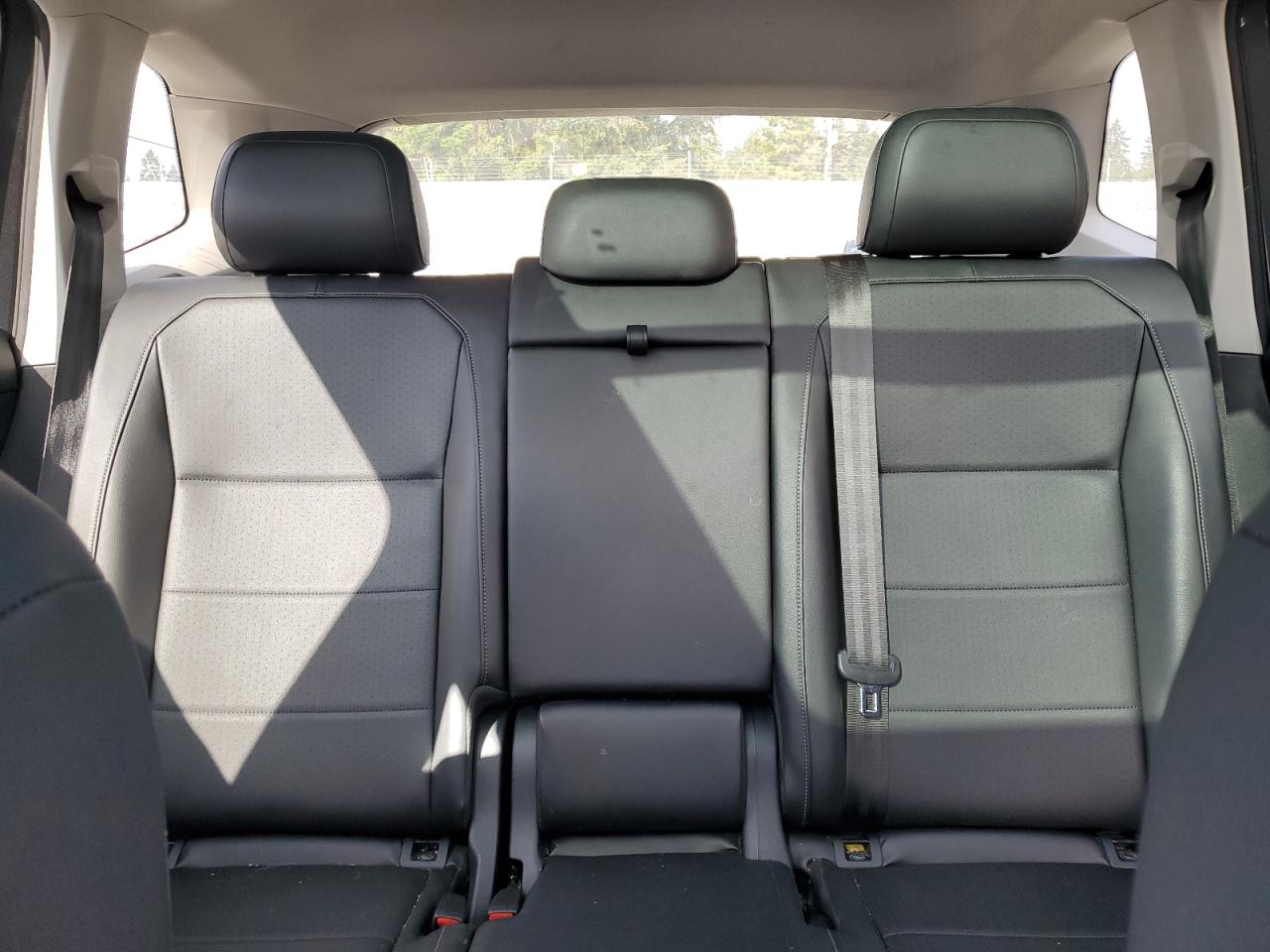 2018 Volkswagen Tiguan Se VIN: 3VV2B7AX5JM074697 Lot: 69222974