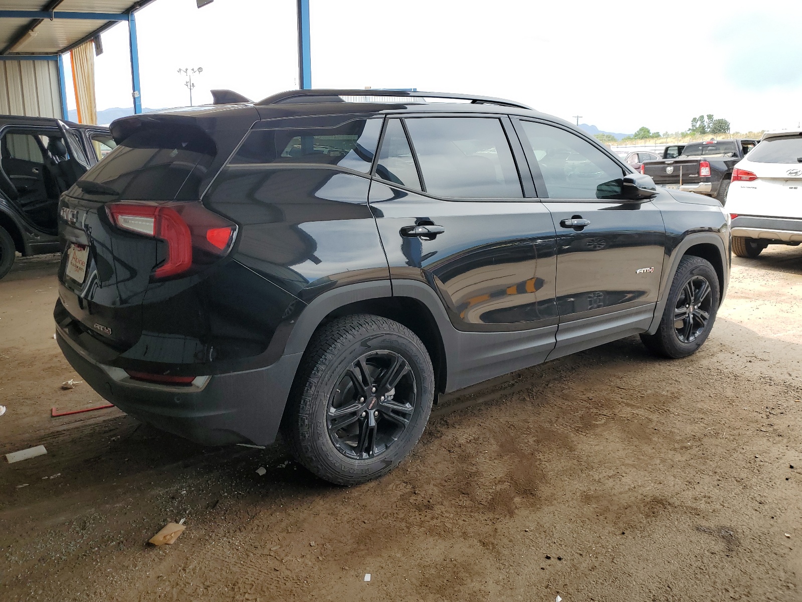 2023 GMC Terrain At4 vin: 3GKALYEG9PL196361