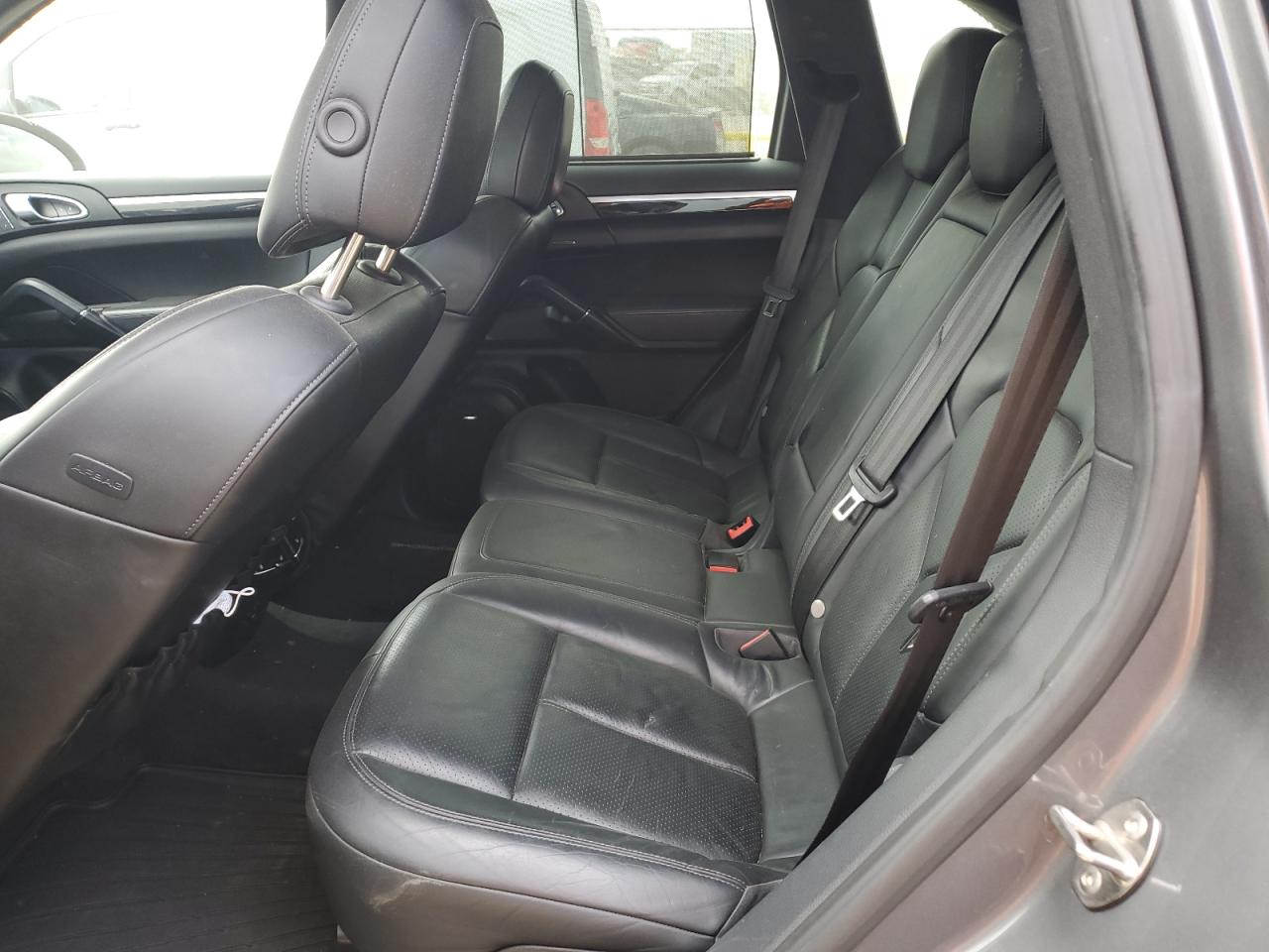 WP1AF2A27DLA37581 2013 Porsche Cayenne