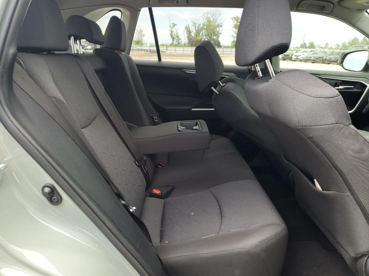 2020 Toyota Rav4 Xle VIN: JTMW1RFV7LJ019710 Lot: 65814664