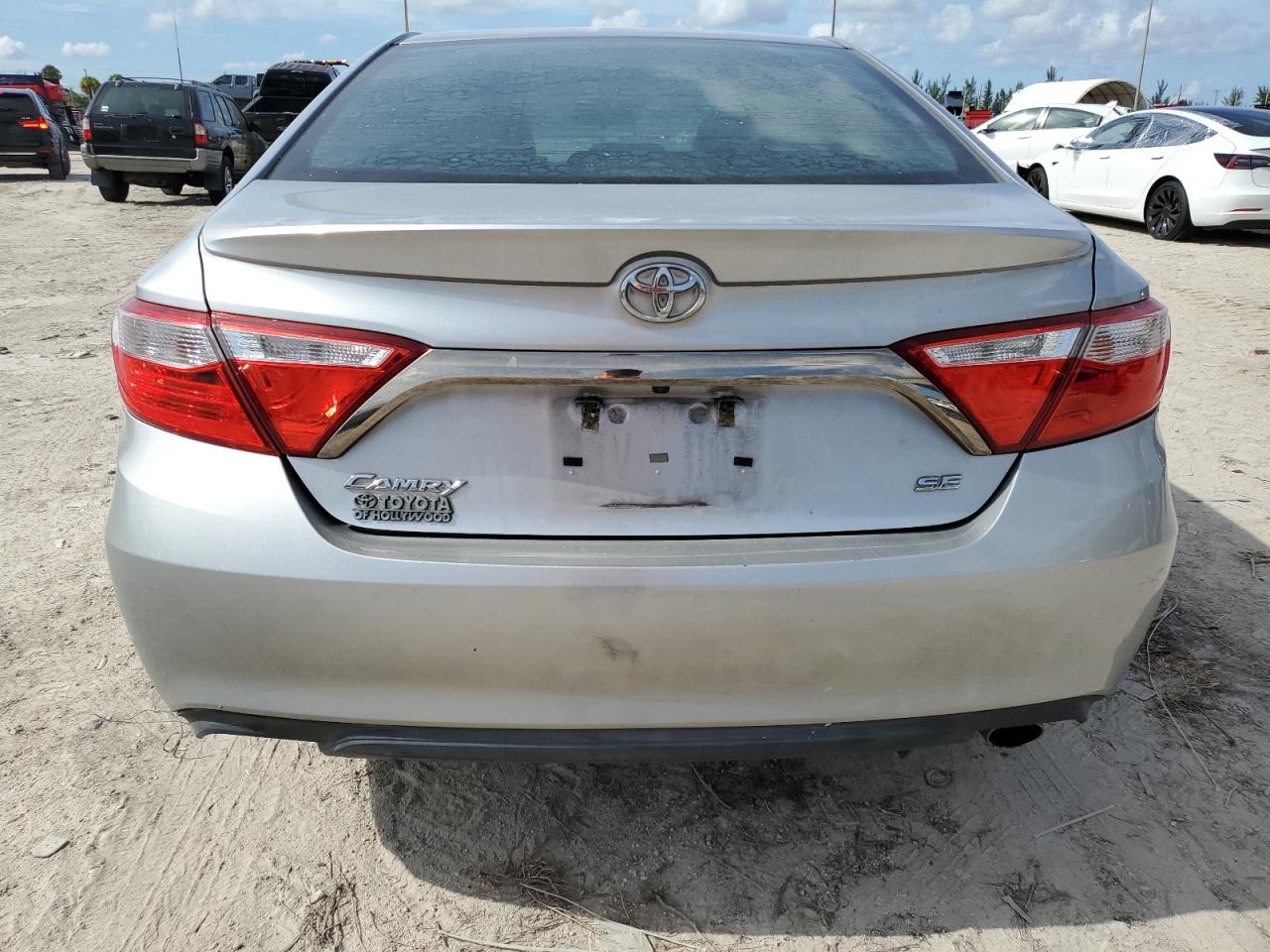 2015 Toyota Camry Le VIN: 4T1BF1FK4FU931801 Lot: 65540934