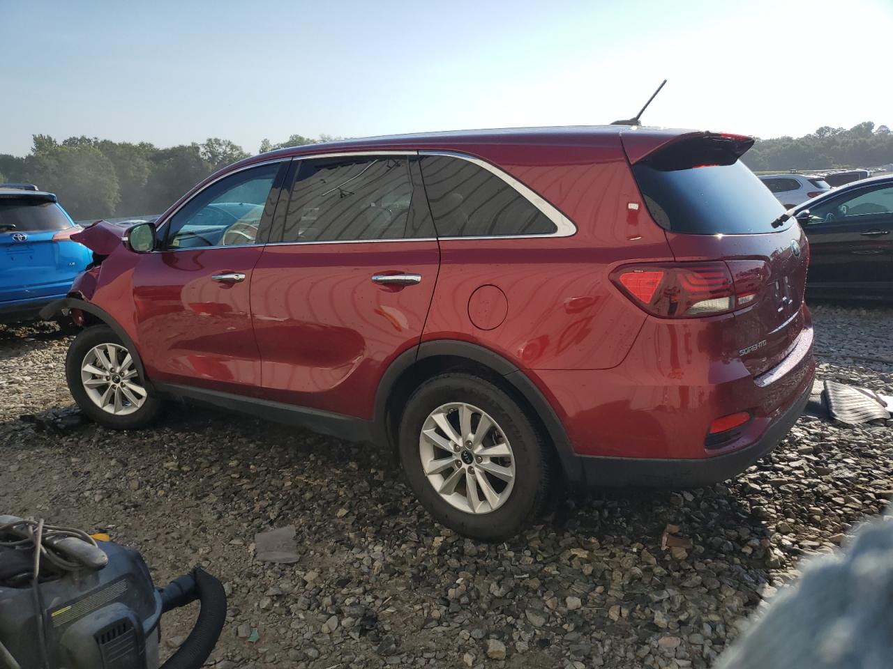 5XYPG4A34KG574396 2019 KIA SORENTO - Image 2