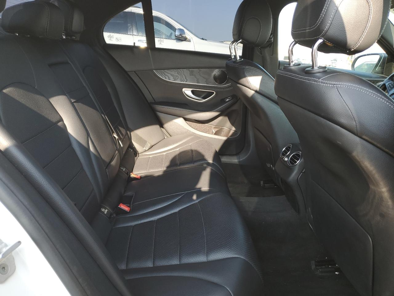 2015 Mercedes-Benz C-klasse - Image 10