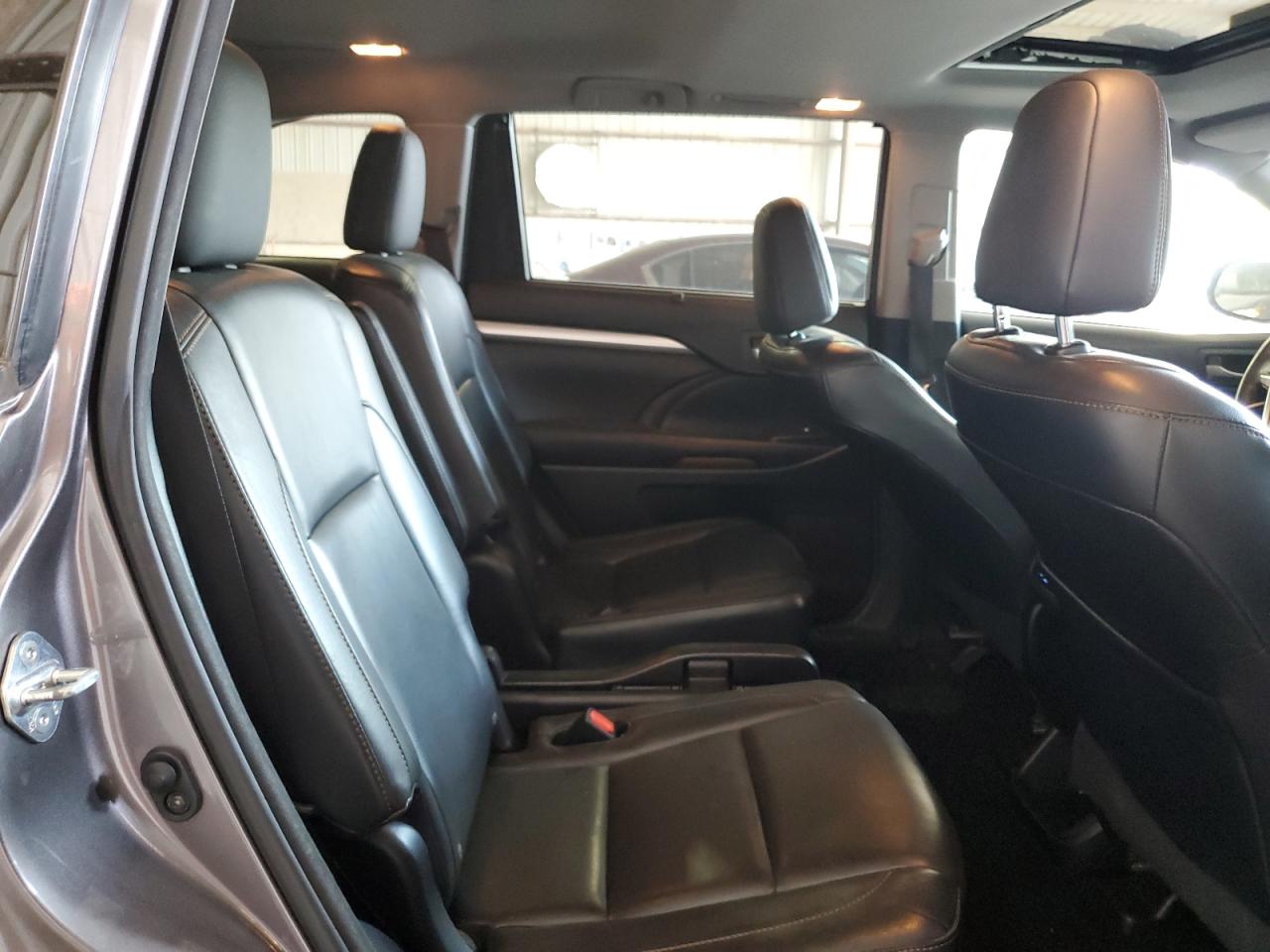 2015 Toyota Highlander Xle VIN: 5TDJKRFH6FS215081 Lot: 66428204