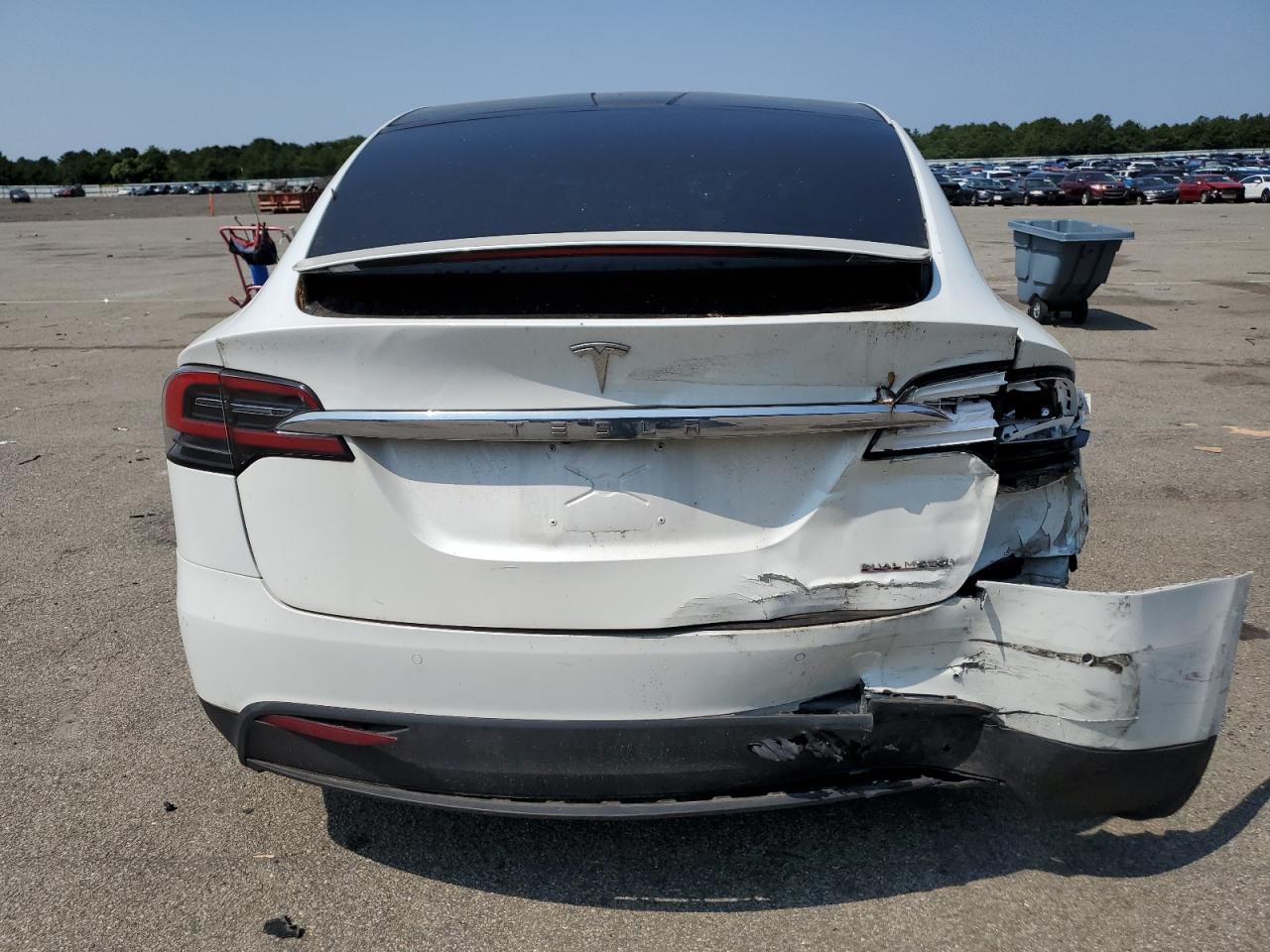 5YJXCAE21KF182821 2019 Tesla Model X