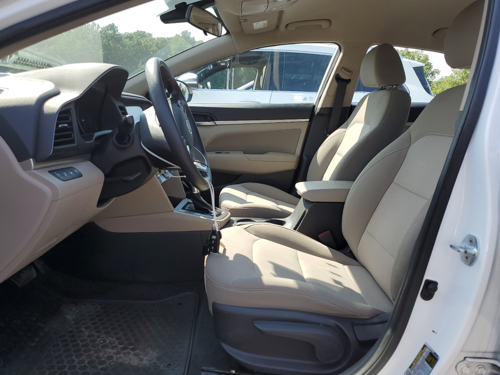 5NPD84LF7KH472901 2019 Hyundai Elantra Sel