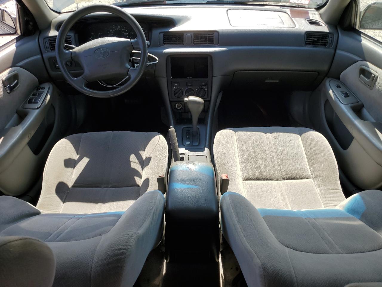 2000 Toyota Camry Ce VIN: 4T1BG22K9YU007852 Lot: 67738684