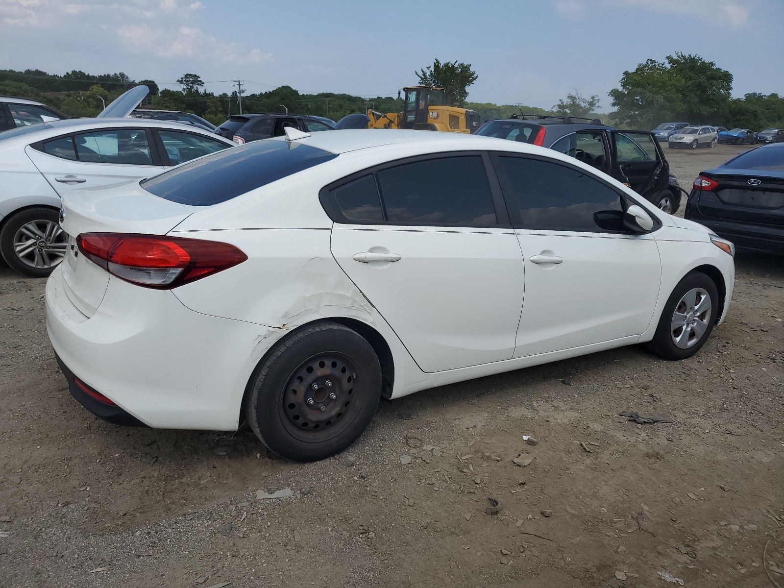 2017 Kia Forte Lx vin: 3KPFK4A74HE060275