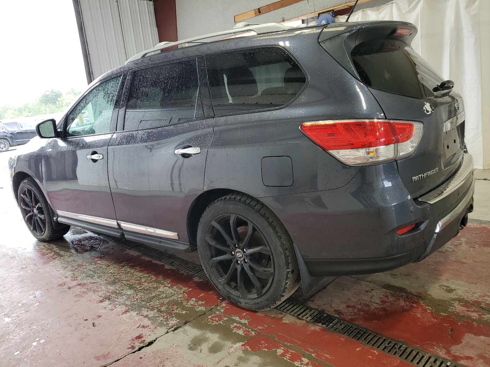 2014 Nissan Pathfinder S vin: 5N1AR2MM0EC672905