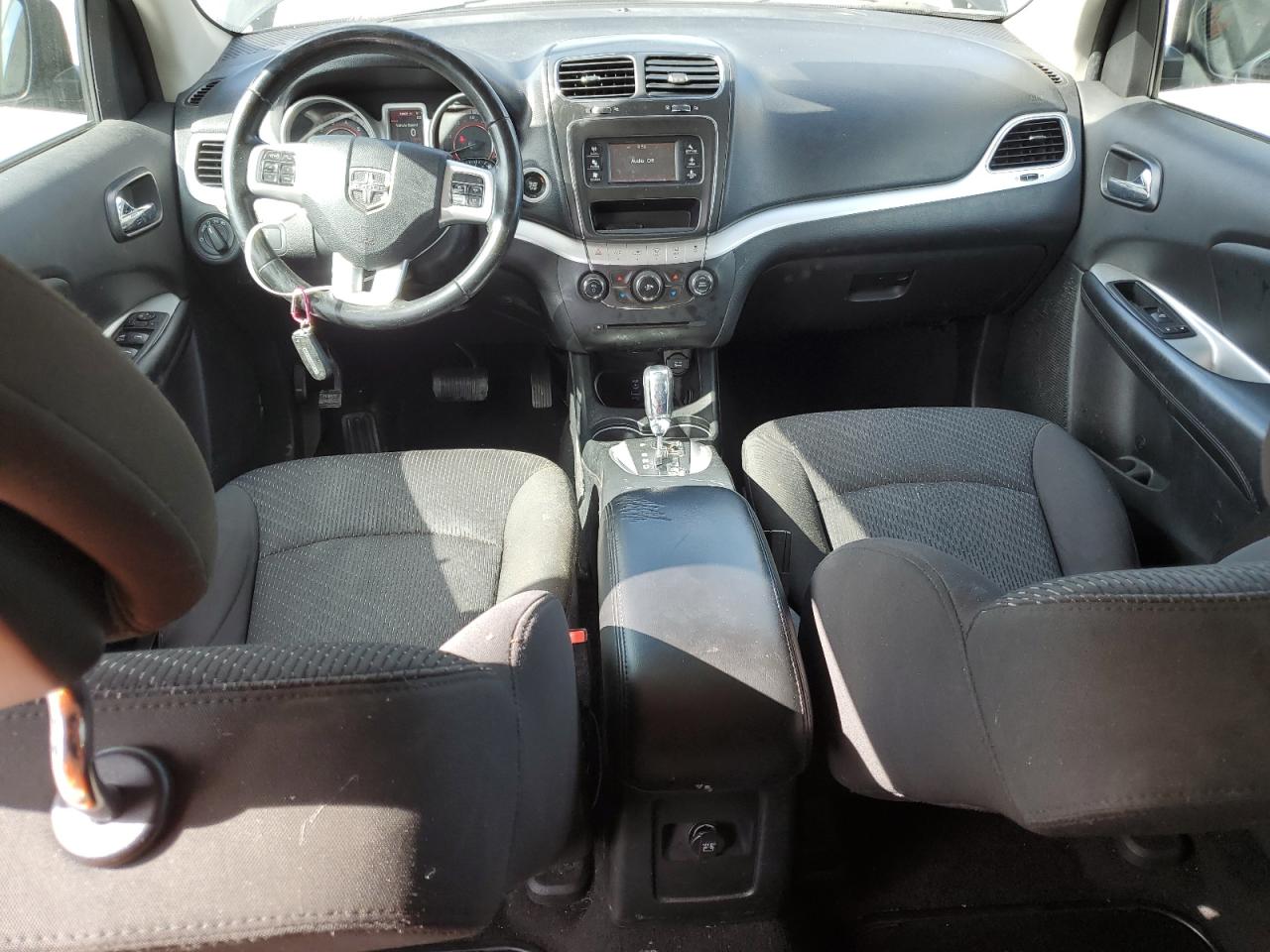 2018 Dodge Journey Se VIN: 3C4PDCAB9JT196321 Lot: 65901654