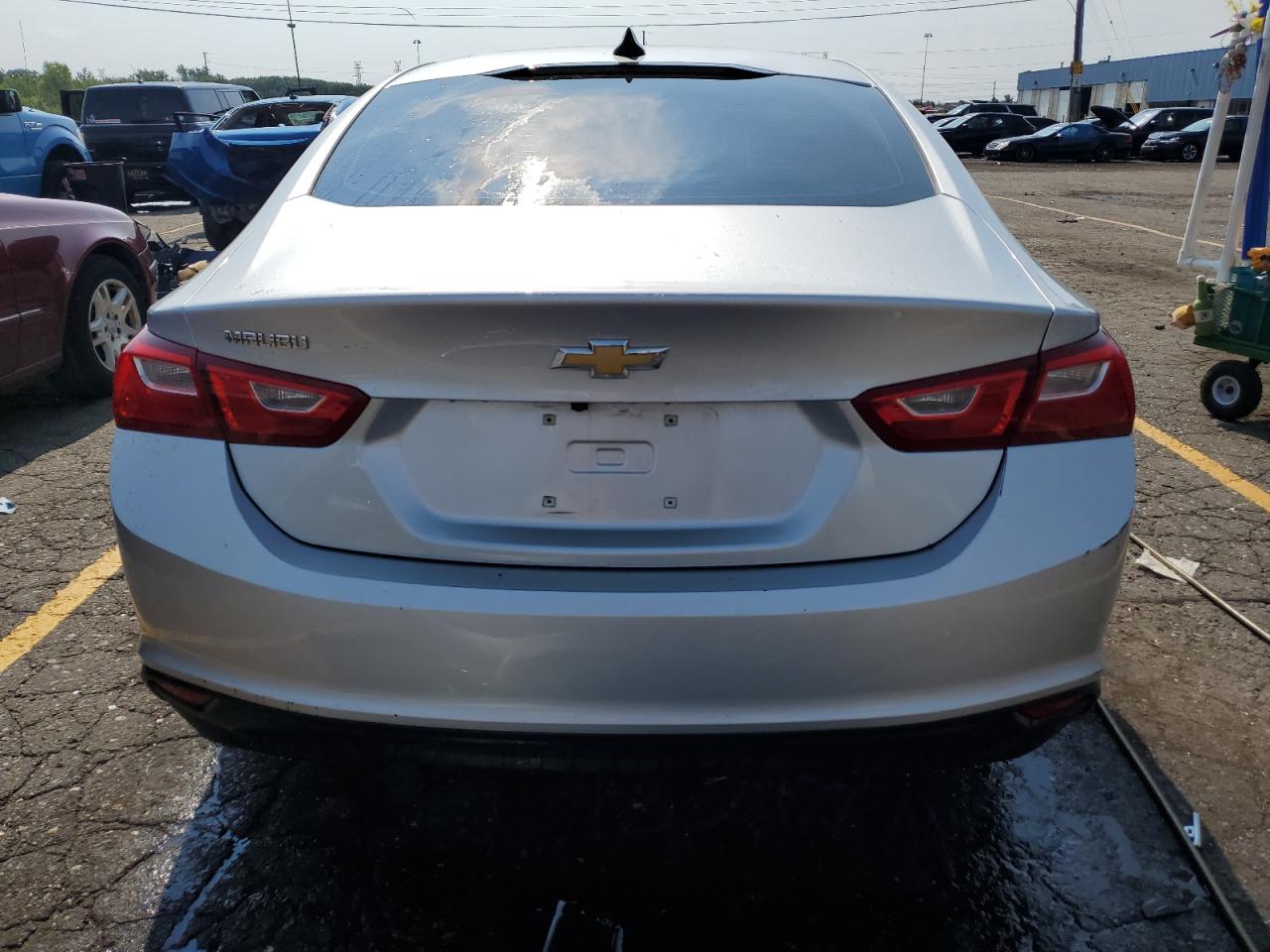 2020 Chevrolet Malibu - Image 6