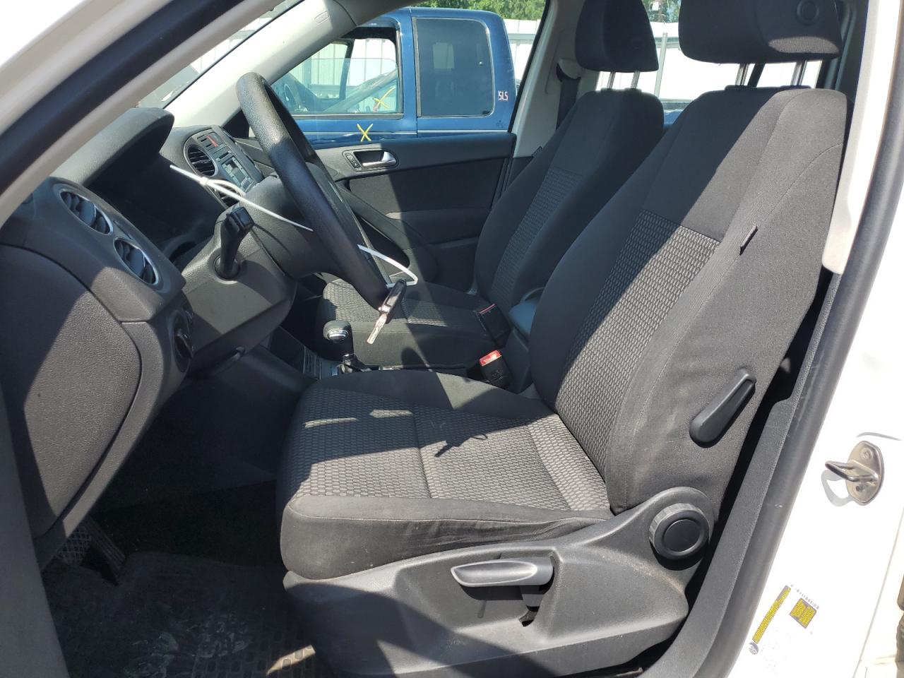 2010 Volkswagen Tiguan Se VIN: WVGBV7AX2AW521651 Lot: 67273764