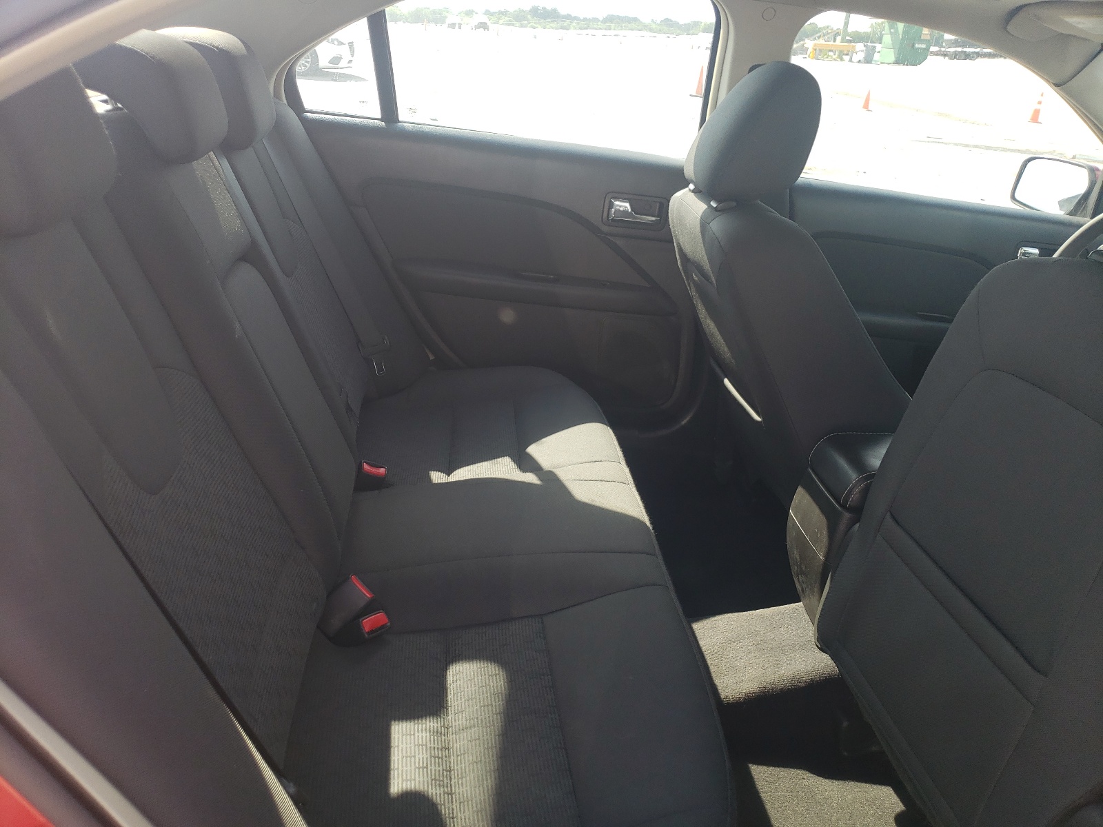 3FAHP0HA6AR355659 2010 Ford Fusion Se