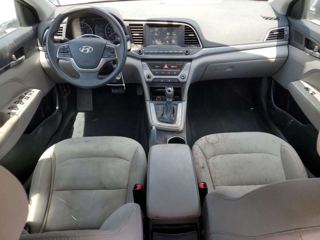 2017 Hyundai Elantra - Image 8