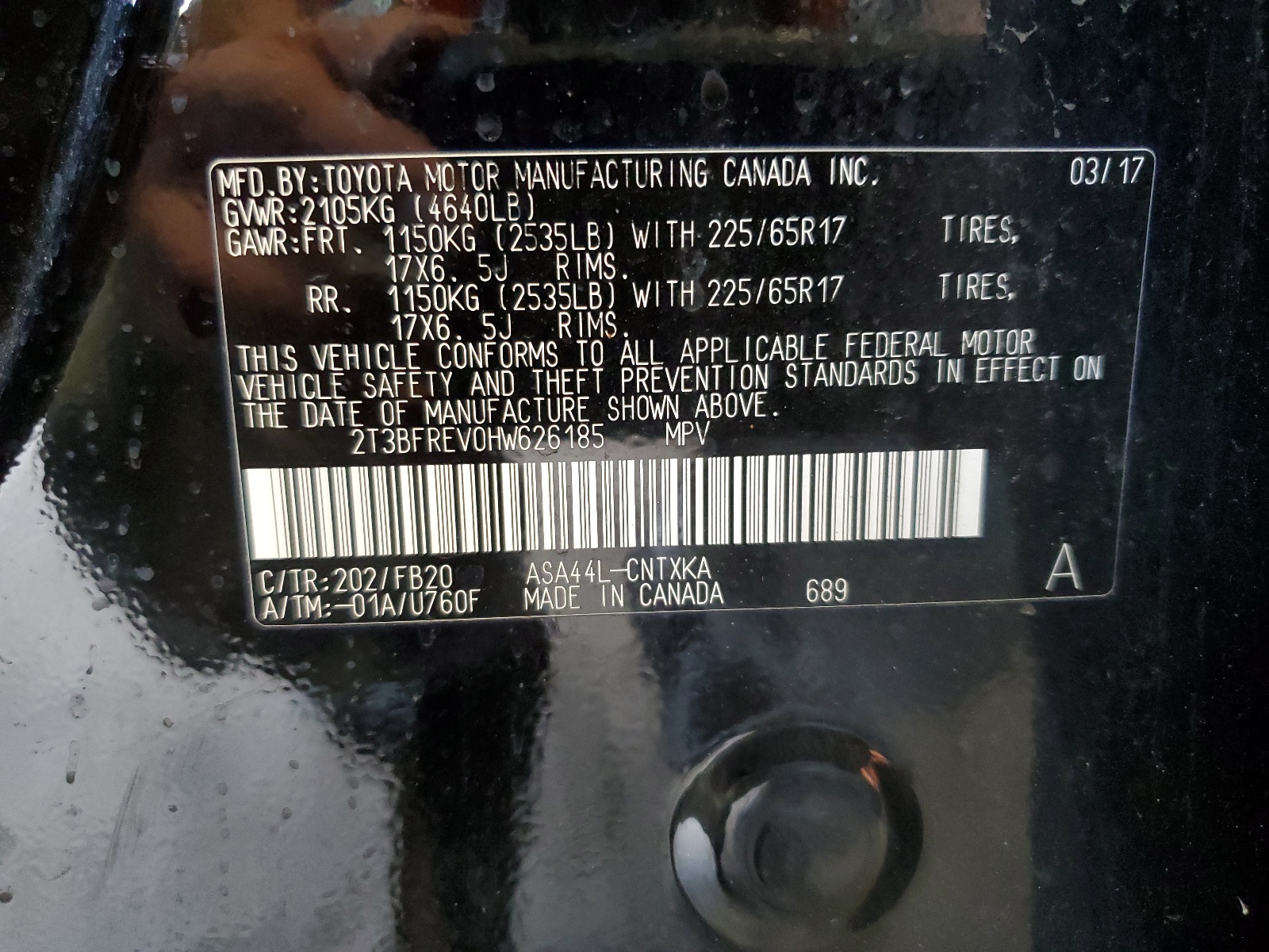 2T3BFREV0HW626185 2017 Toyota Rav4 Le