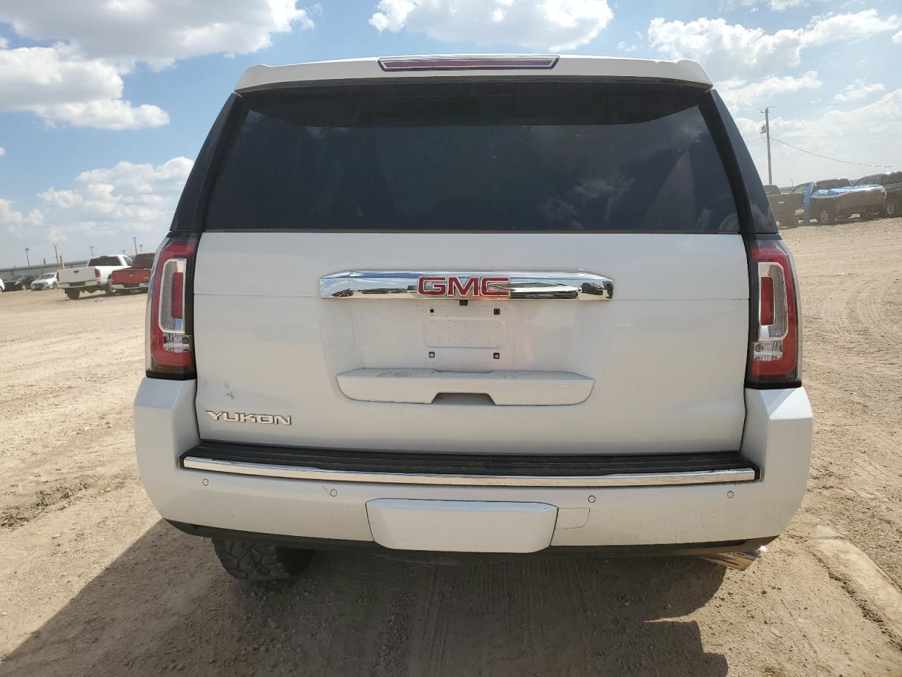 1GKS2CKJ5GR282446 2016 GMC Yukon Denali