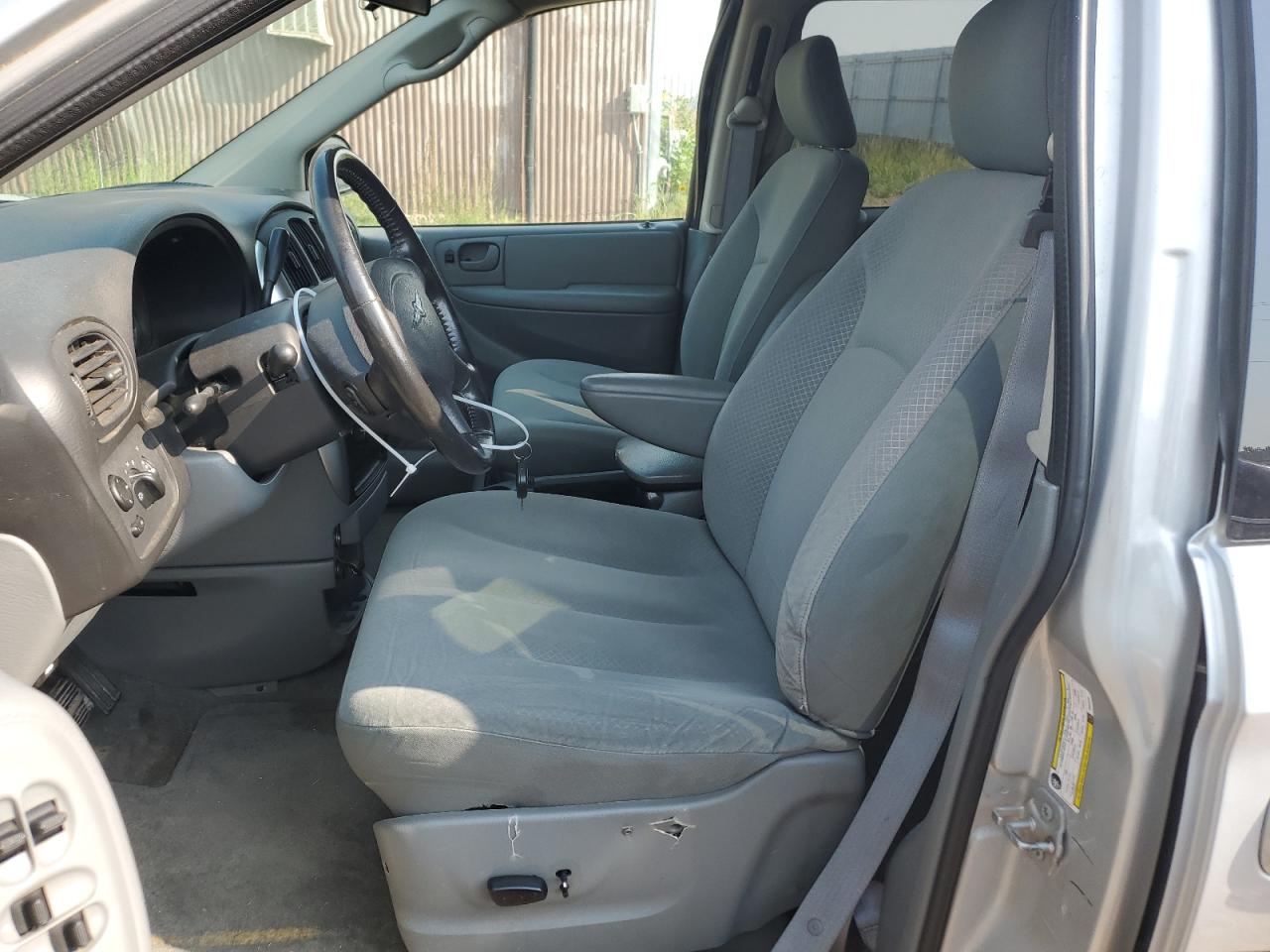 2007 Chrysler Town & Country - Image 7