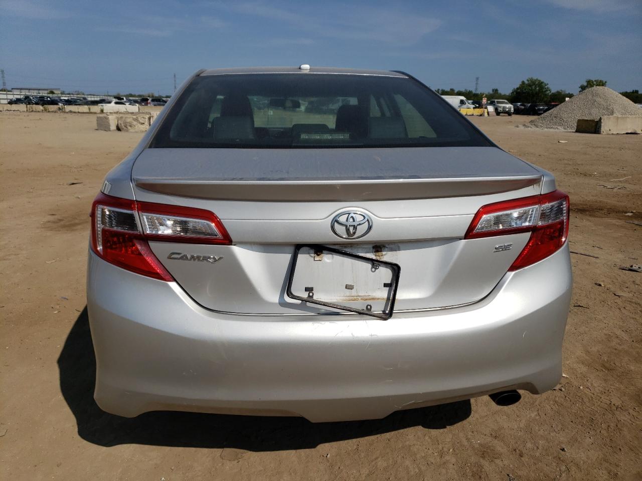 4T1BF1FK4DU700975 2013 Toyota Camry L