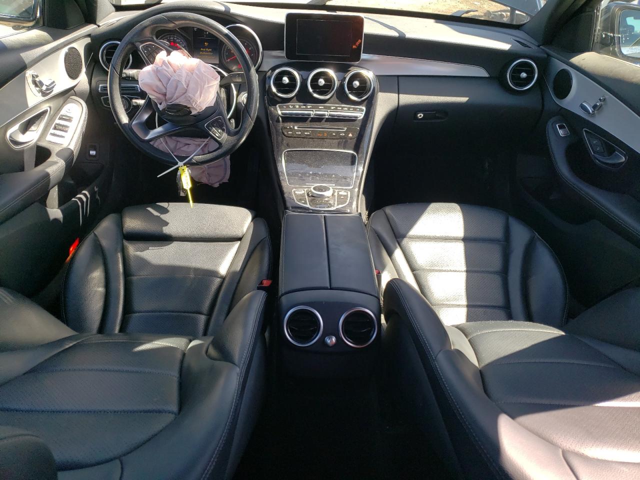 2018 Mercedes-Benz C 300 VIN: 55SWF4JB1JU247593 Lot: 68863594